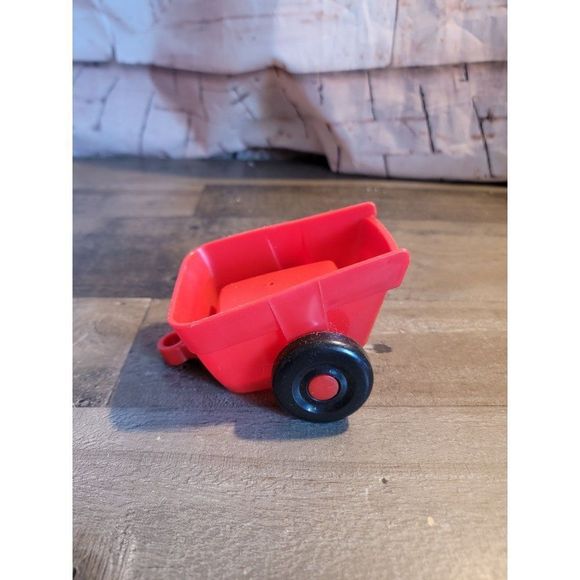 Red wagon toy figure plastic - Picture 2 of 6